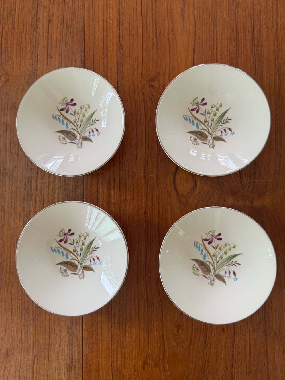 Vintage Mid Century MCM Edwin Knowles Chalet Pattern Bowls- 4